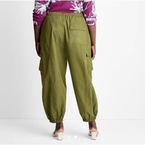 Future Collective Women’s plus size Green Pants ￼bottoms size 1X - Picture 2 of 5